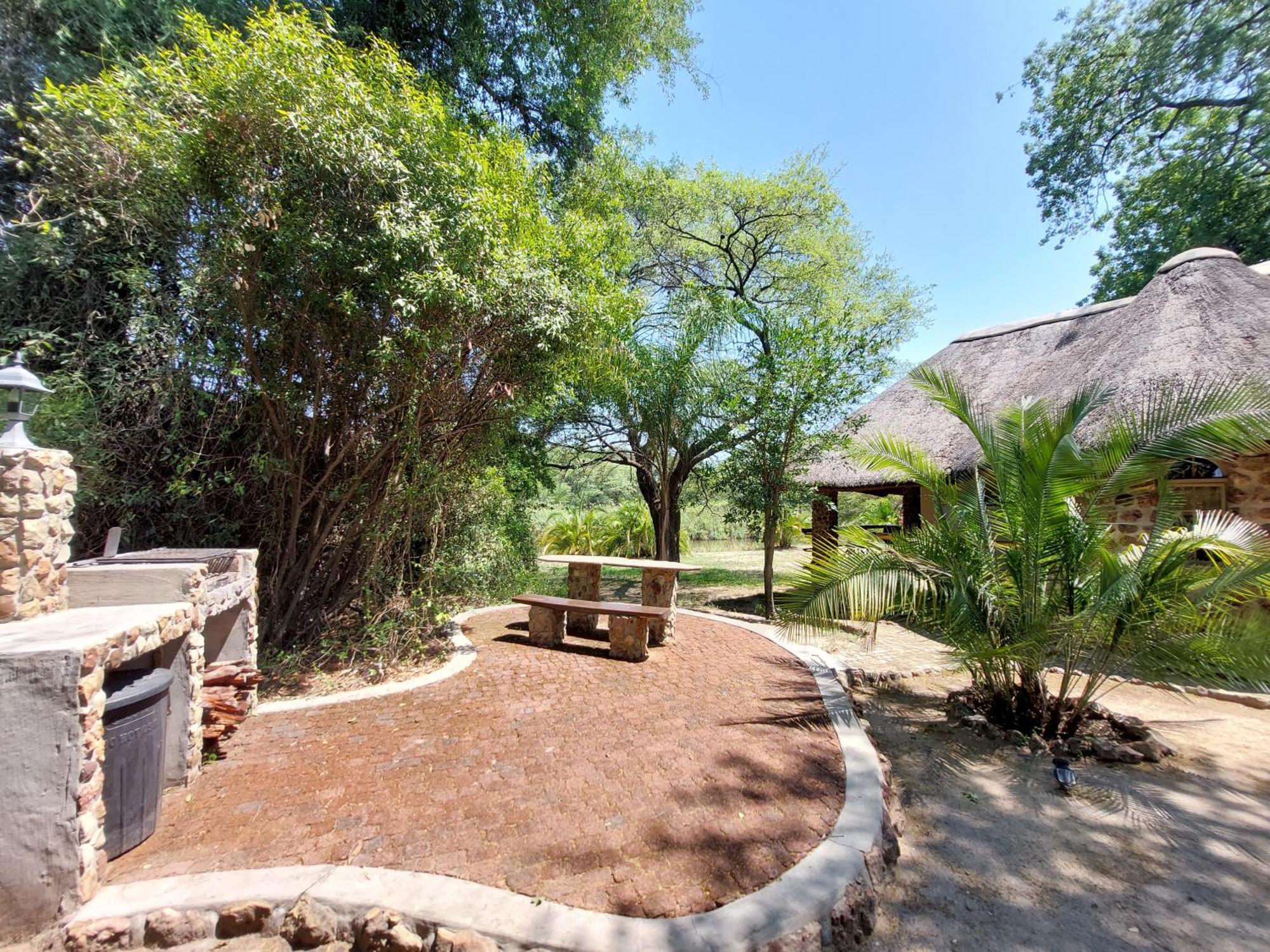 Mobola Lodge Mamono Exterior photo
