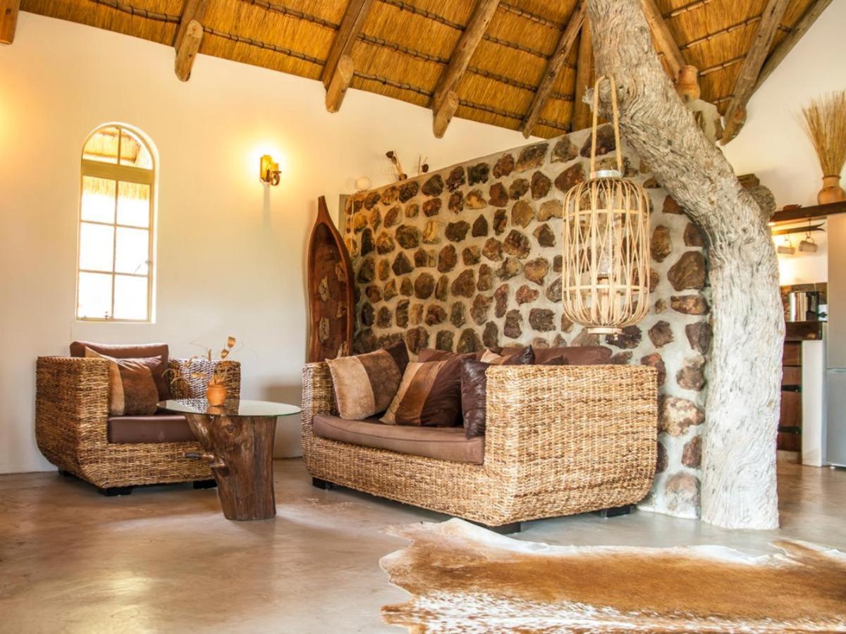 Mobola Lodge Mamono Exterior photo